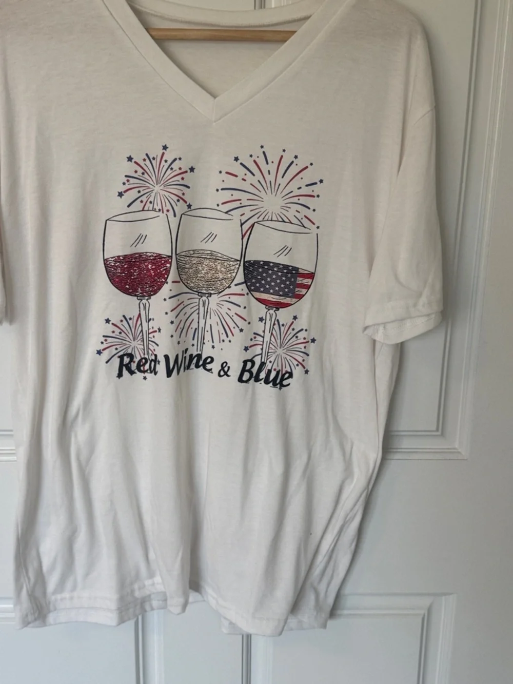 Red Wine & Blue Graphic V-Neck Tee - White